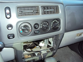 2000 MITSUBISHI MONTERO SPORT ,3.0L AUTO, 4DR 2WD, COLOR GREEN, STK 143685